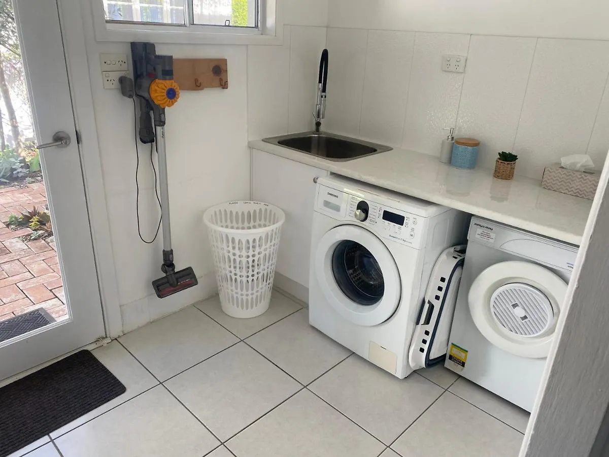 Coastal Garden Cottage Golden Beach 0*,